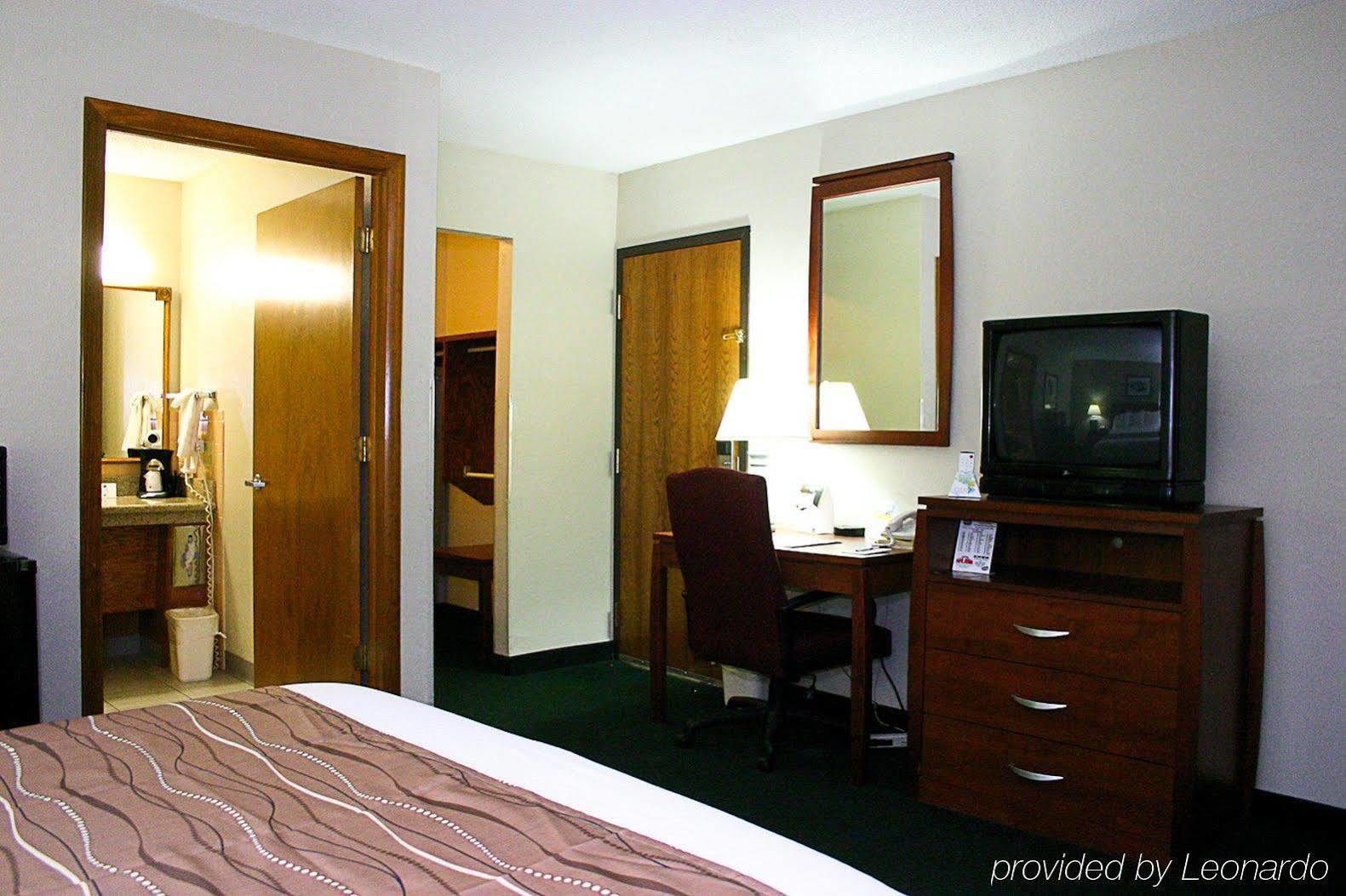 Best Western Hospitality House Эмпория Номер фото