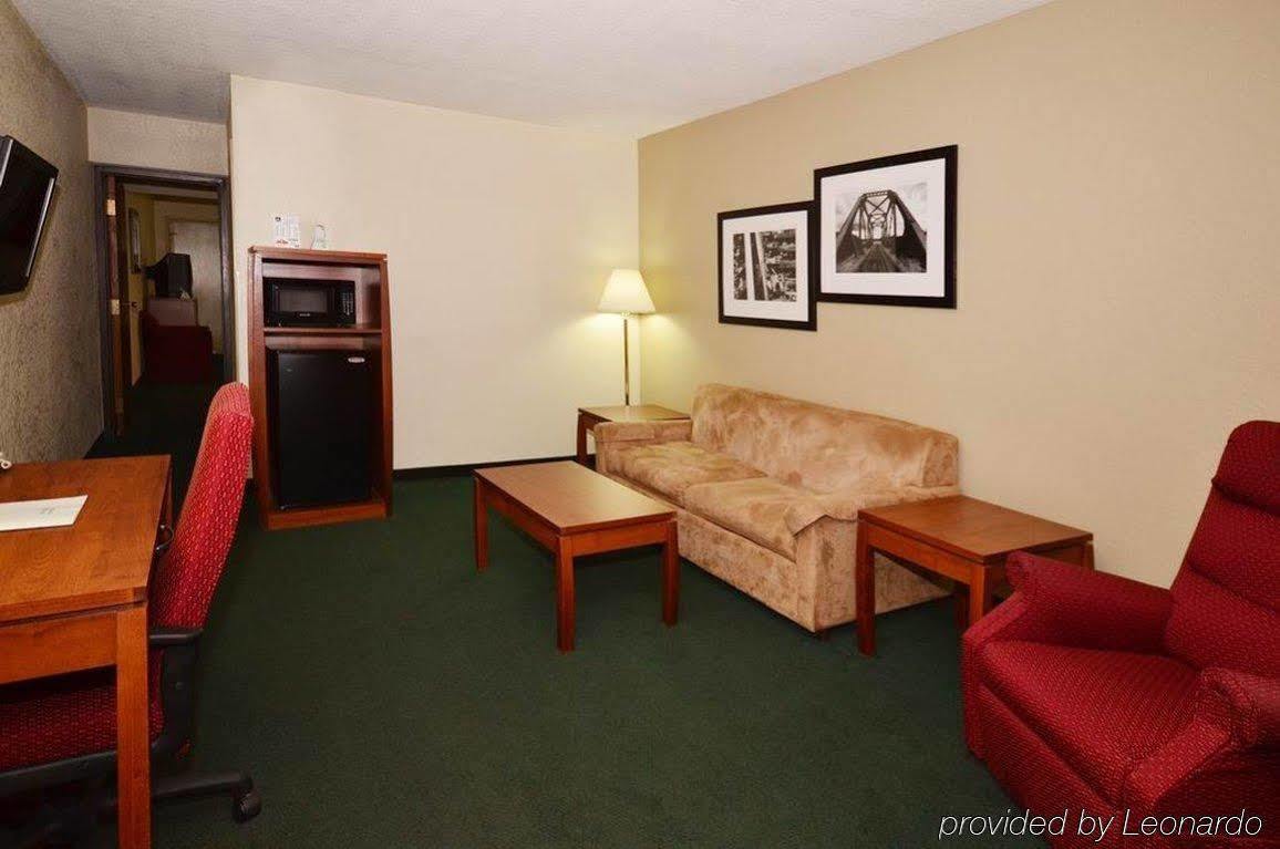 Best Western Hospitality House Эмпория Номер фото